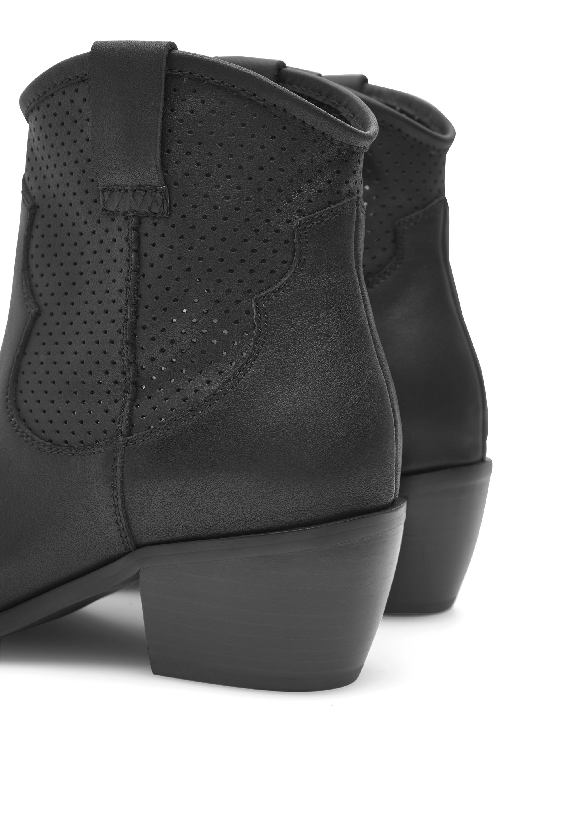 WODEN STB WOMENS Dea L Boots 020 Black