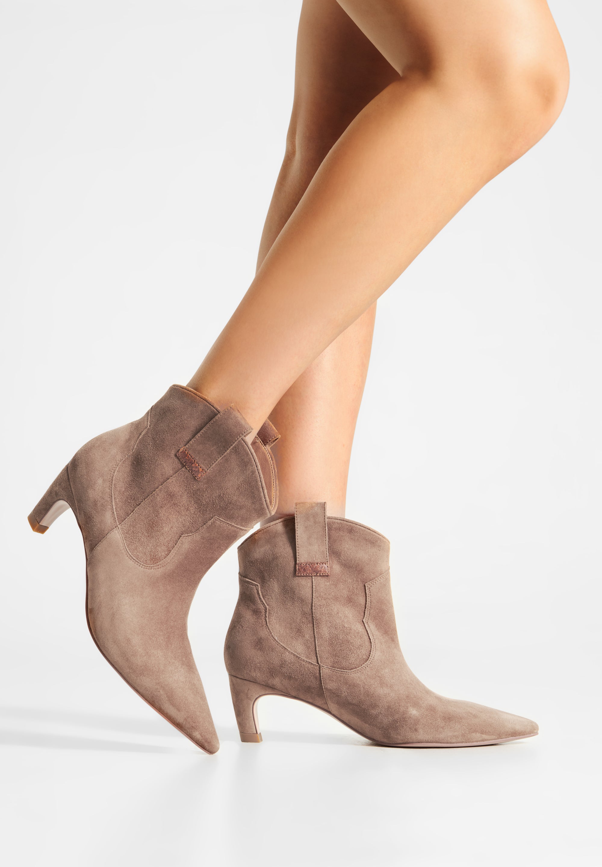 WODEN STB WOMENS Dicte Low Boots 586 Caramel