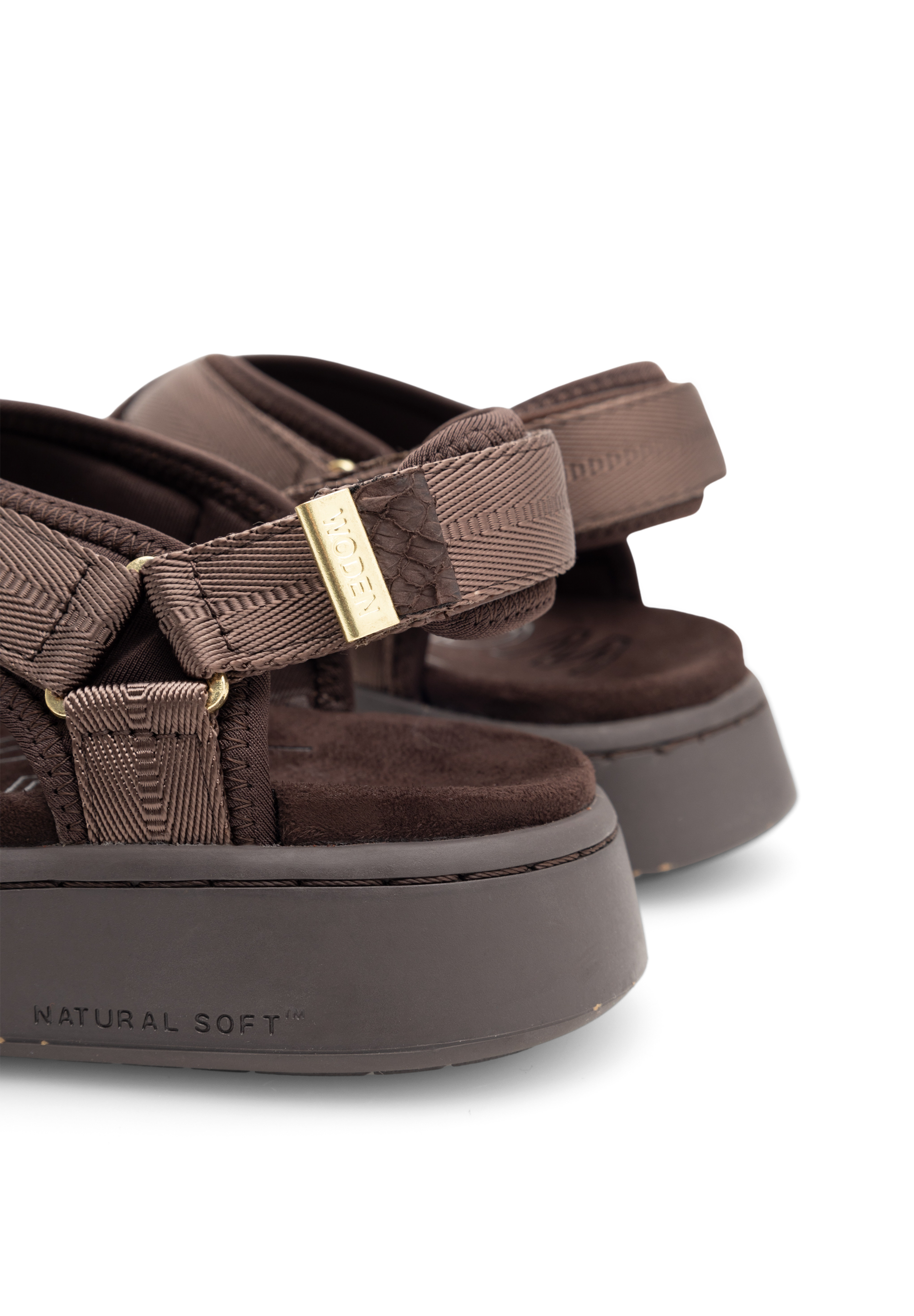 WODEN Line Cross Sandals 063 Chocolate