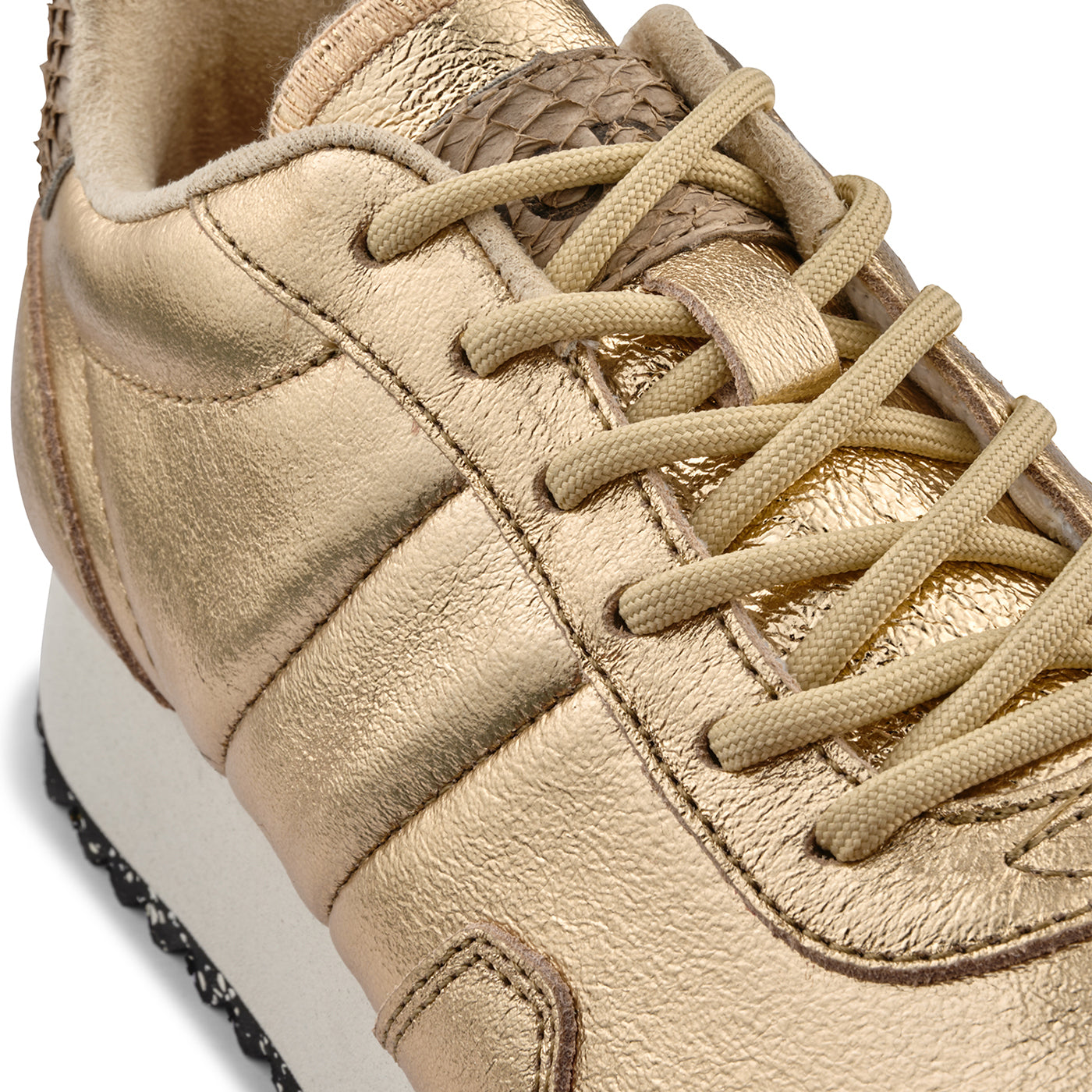 WODEN Nora III Plateau Metallic Leather Sneakers 045 Gold