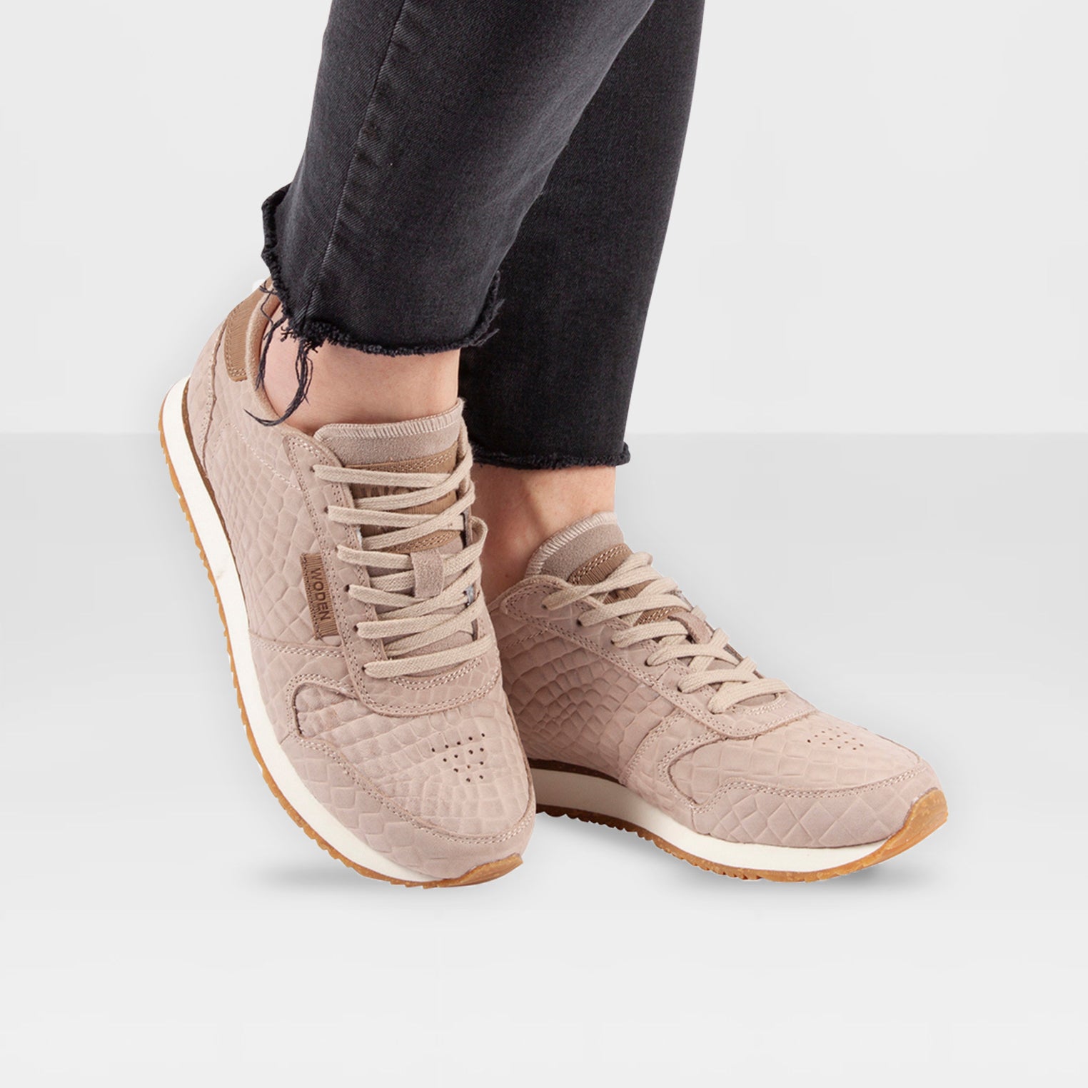 WODEN Ydun Stamped Leather Sneakers 055 Clouds