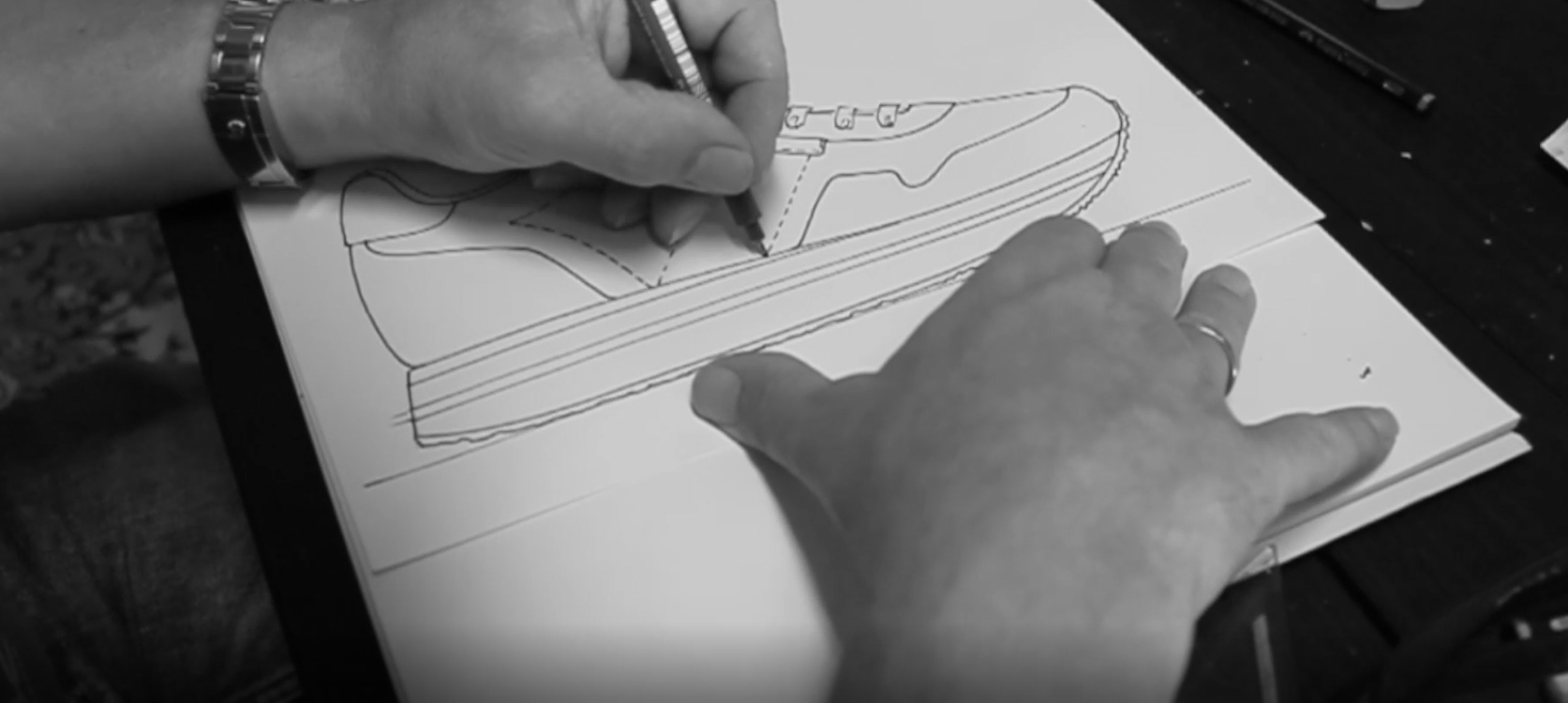 The sketch of a sneaker
