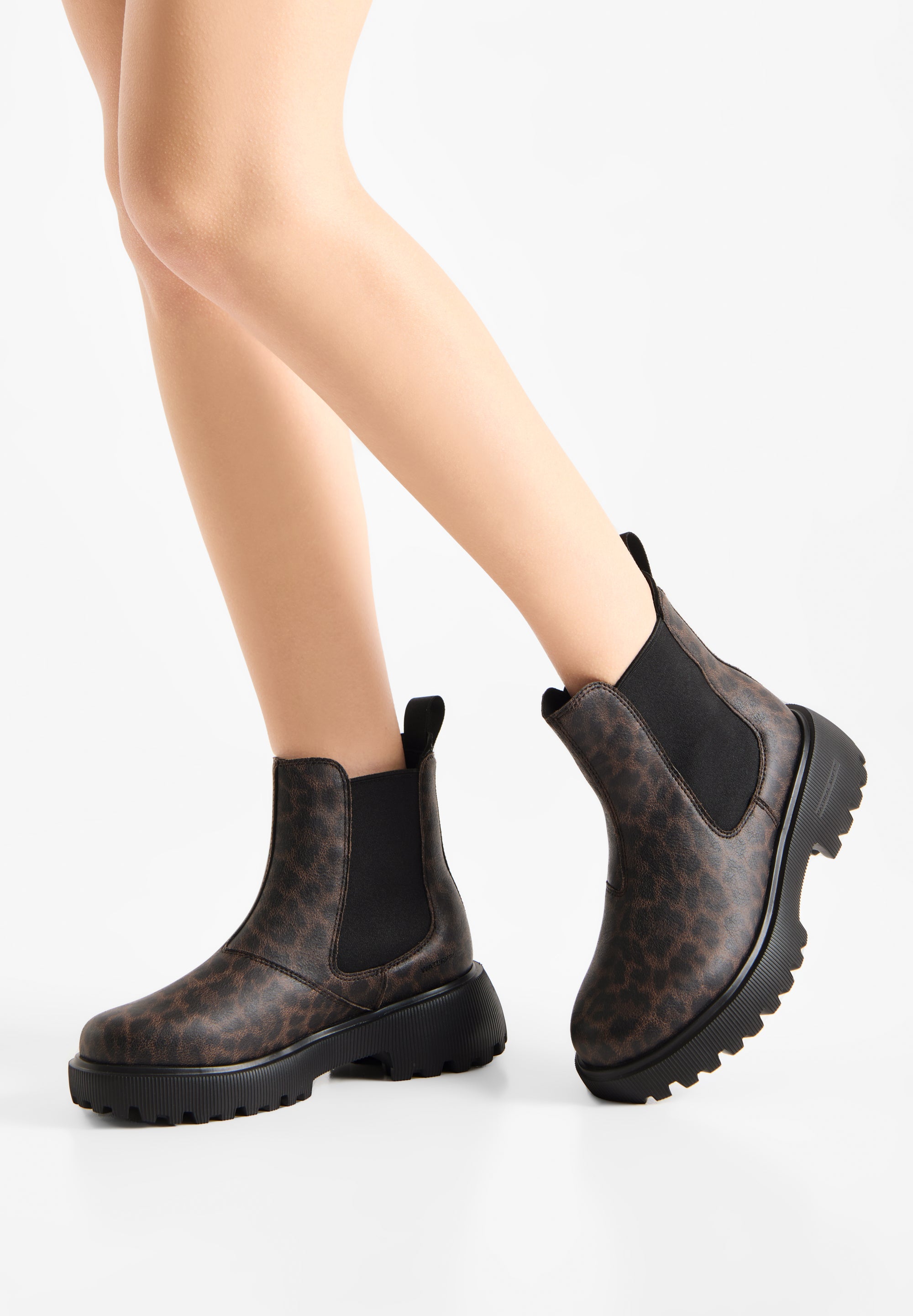WODEN Aya Leo Waterproof Boots 546 Dark Leopard