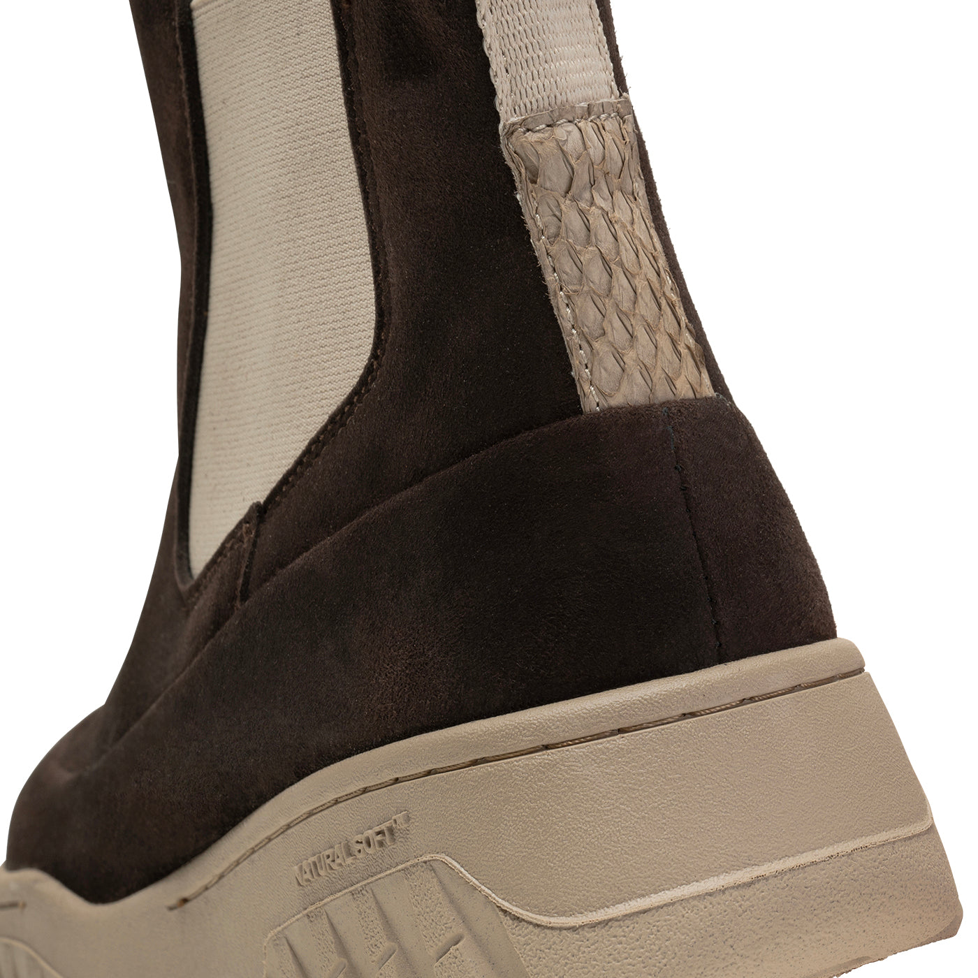 WODEN Le Chelsea Suede Boots 063 Chocolate