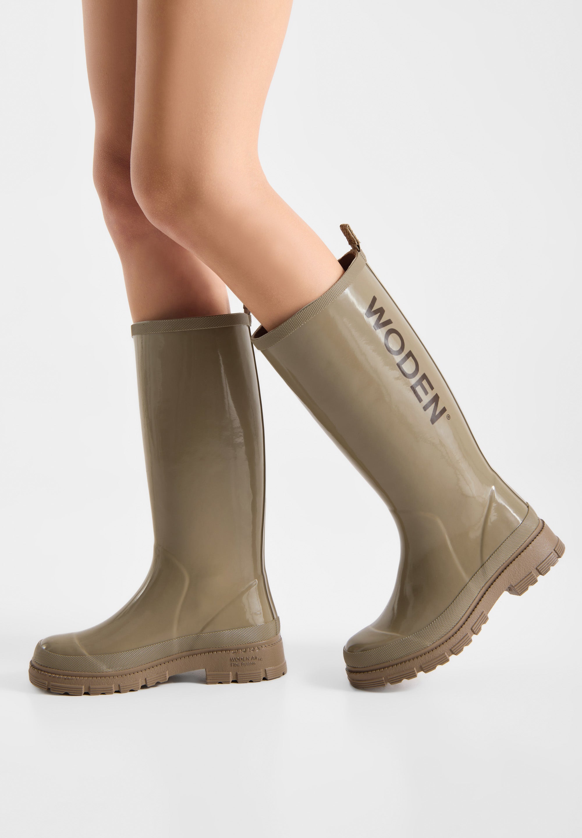 WODEN Le Glossy Waterproof Rubber Boots 776 Silver Mink