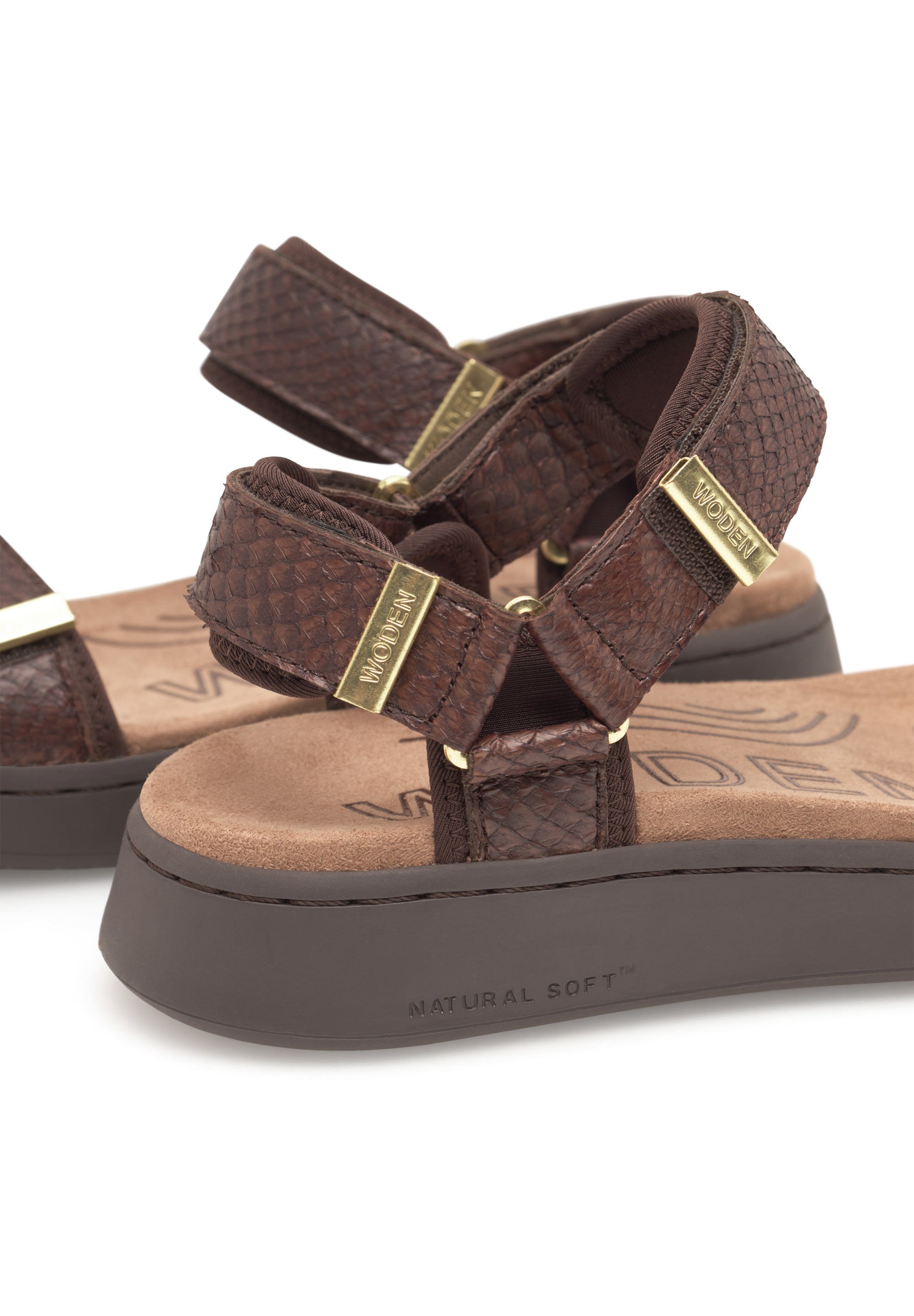 WODEN Line Fish Sandals 063 Chocolate