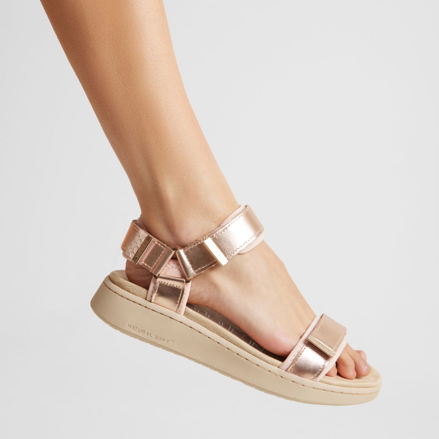 WODEN Line Metallic Sandals 023 Rose