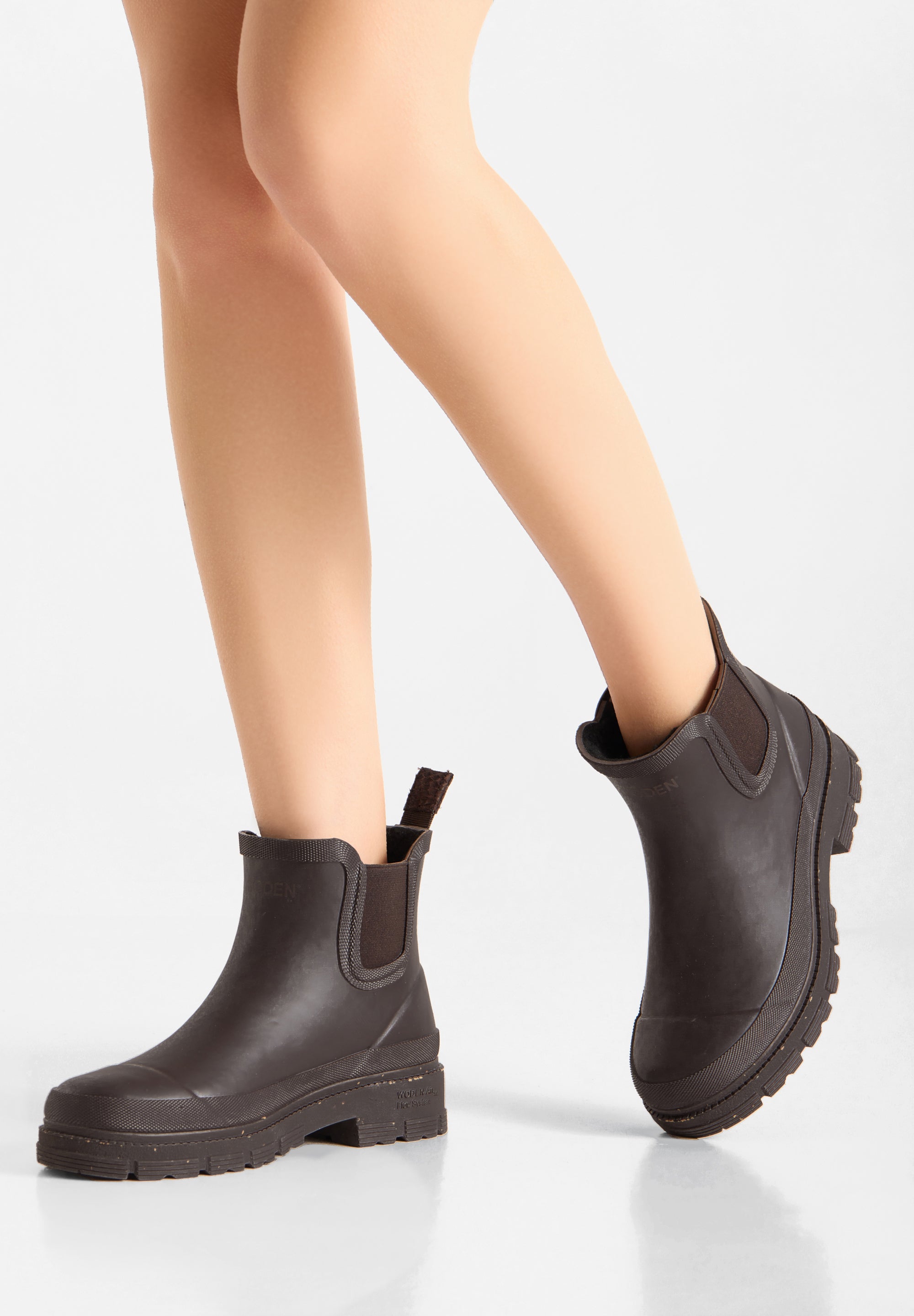 WODEN Liv Warm Waterproof Rubber Boots 063 Chocolate