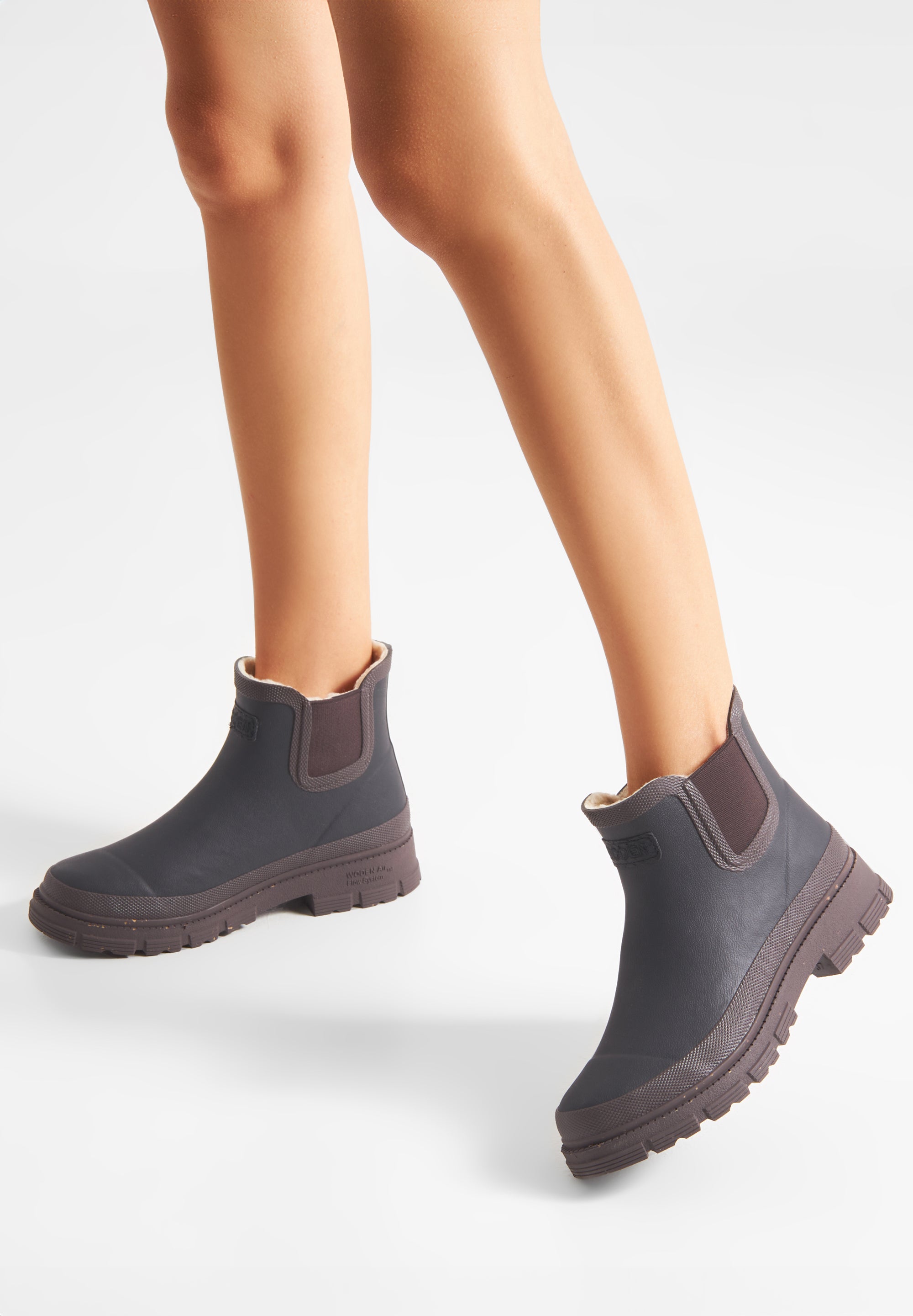 WODEN Liv Warm Waterproof Rubber Boots 352 Black/Chocolate
