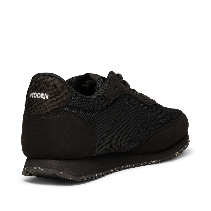 vægt For pokker fortvivlelse Signe - Black - Sneakers • Køb online hos WODEN