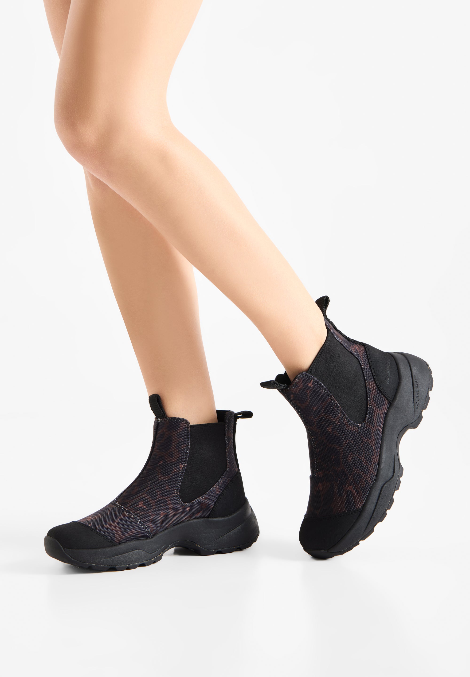 WODEN Siri Leo Waterproof Rubber Boots 546 Dark Leopard