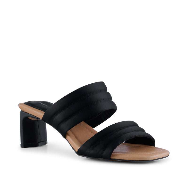SHOE THE BEAR WOMENS Sylvi hæl tekstil Heel Sandals 821 BLACK SATIN